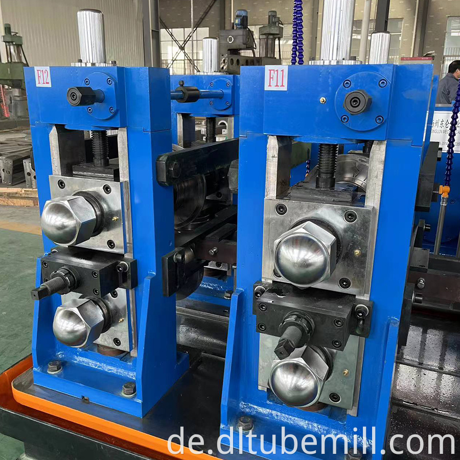 Roll Forming Machine